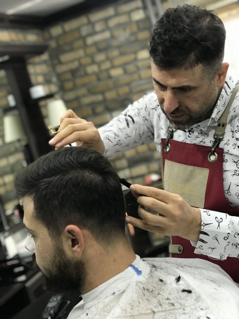 Usta iş başında — tıraş